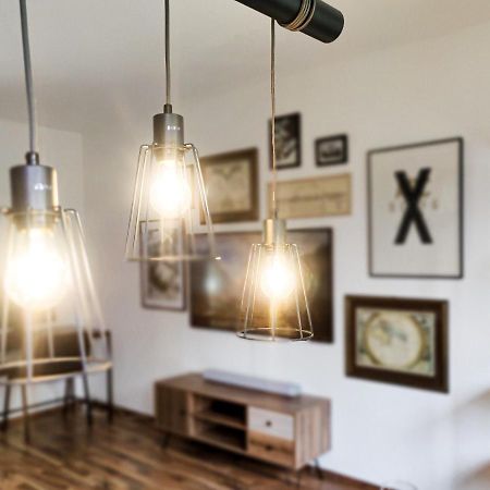Inikama: Designer Apartment Im Gruenen - Netflix Rosengarten  Extérieur photo