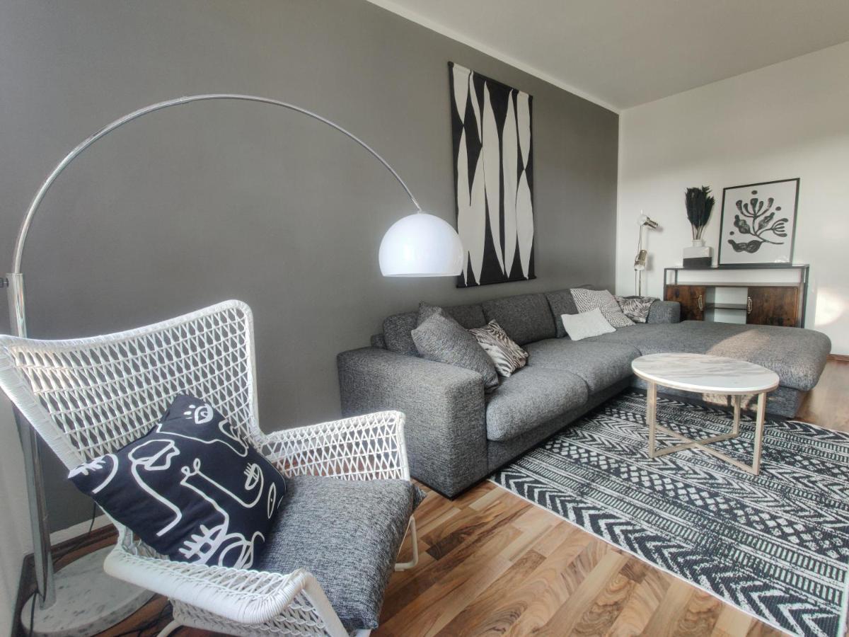 Inikama: Designer Apartment Im Gruenen - Netflix Rosengarten  Extérieur photo