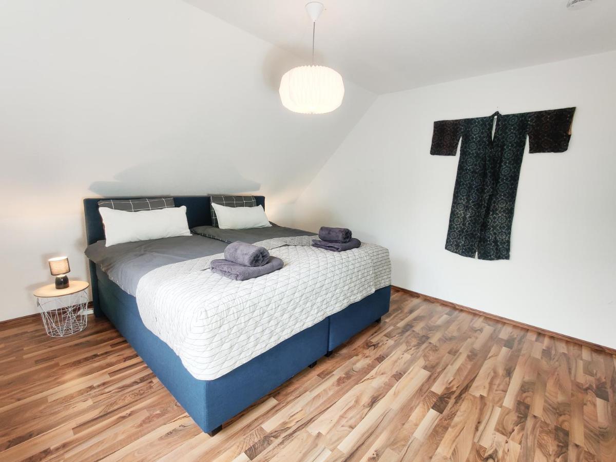 Inikama: Designer Apartment Im Gruenen - Netflix Rosengarten  Extérieur photo